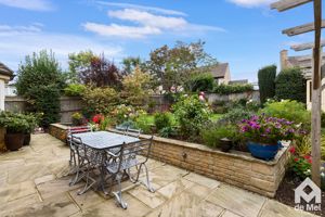 Photo 9- click for photo gallery